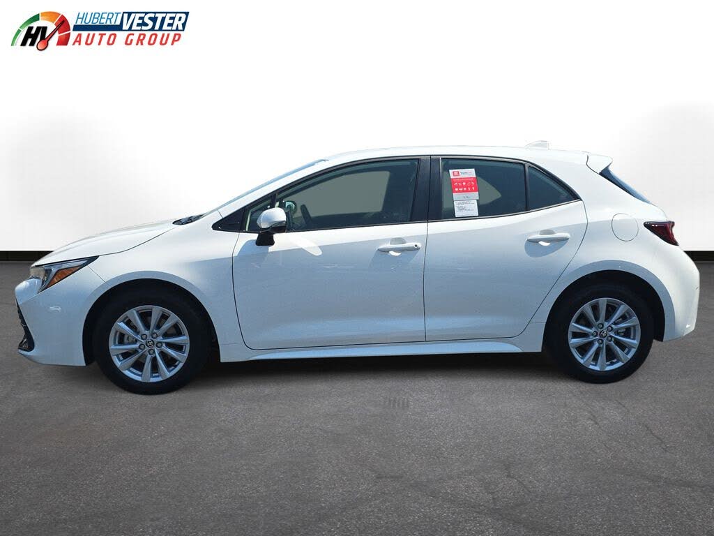 2025 Toyota Corolla Hatchback SE FWD