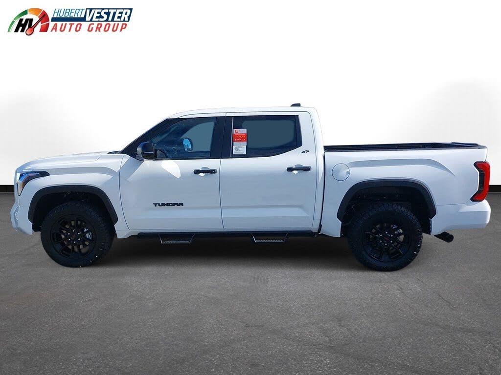 2025 Toyota Tundra SR5 CrewMax Cab 4WD