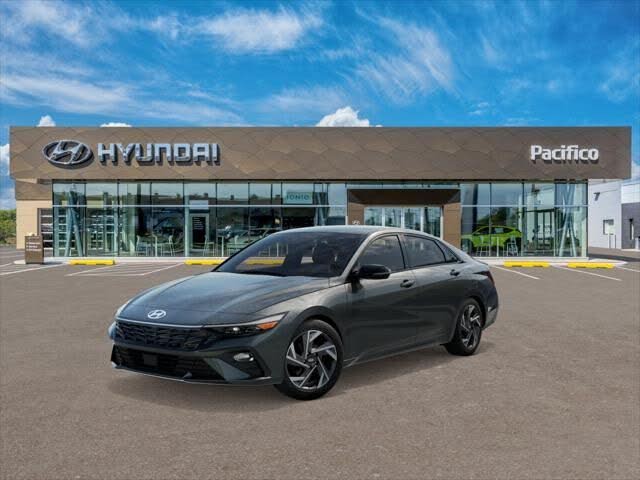 2025 Hyundai Elantra SEL Sport FWD