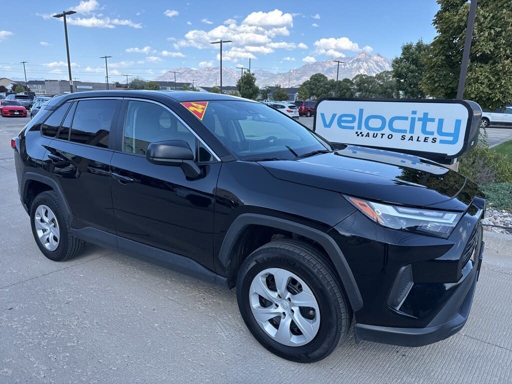 2024 Toyota RAV4 LE AWD