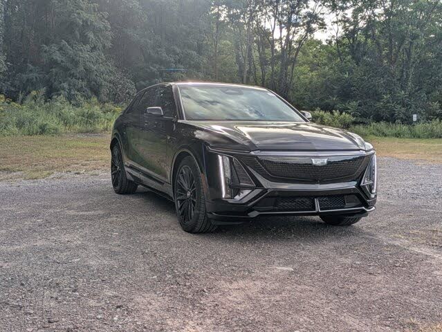2026 Cadillac LYRIQ-V AWD