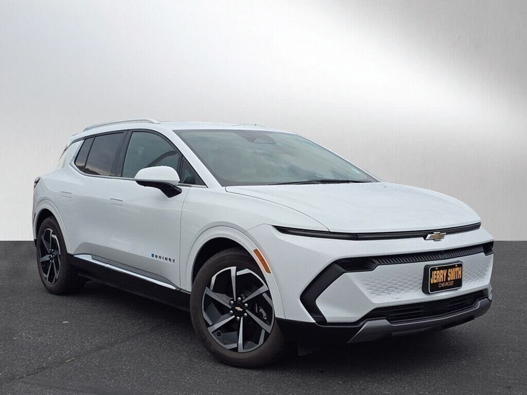 2024 Chevrolet Equinox EV LT with 2LT FWD