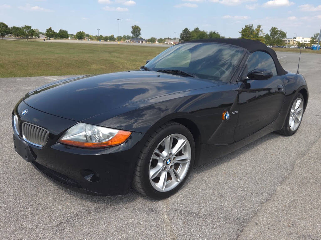 2003 BMW Z4 3.0i Roadster RWD