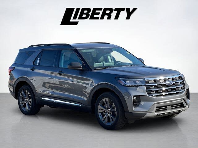 2025 Ford Explorer Active AWD