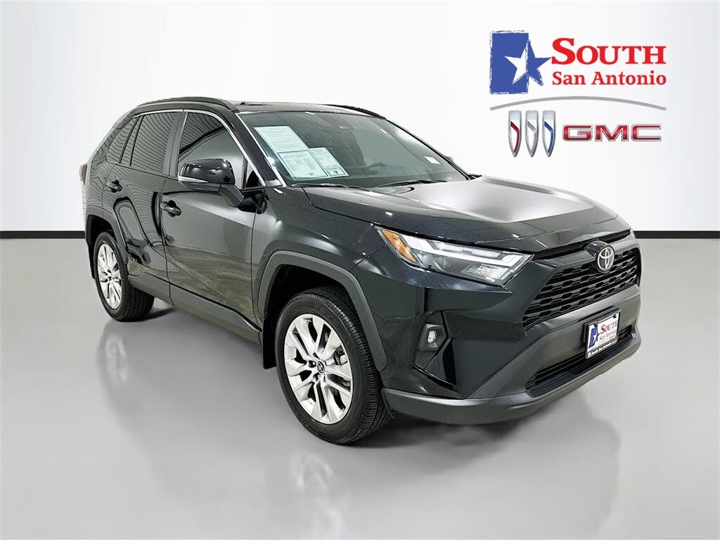 2025 Toyota RAV4 XLE Premium FWD