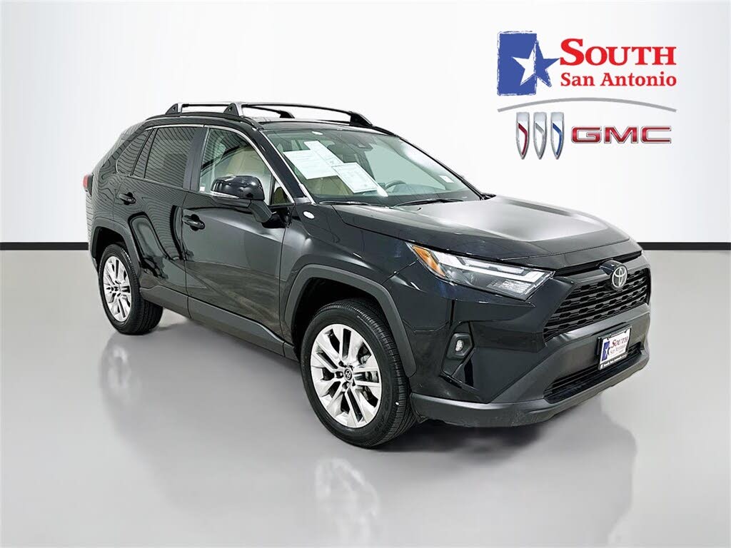 2025 Toyota RAV4 XLE Premium FWD