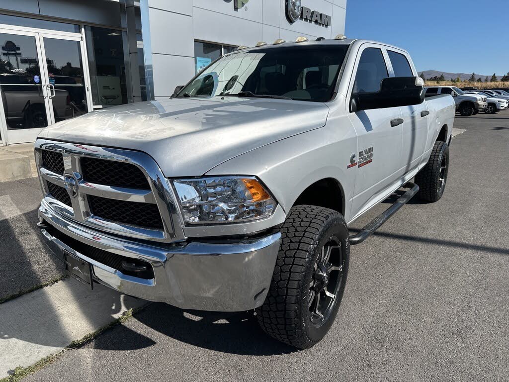 2017 RAM 2500 Tradesman Crew Cab 4WD