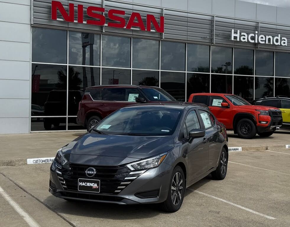 2025 Nissan Versa SV FWD