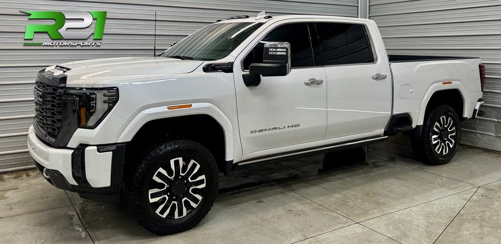 2024 GMC Sierra 3500HD Denali Ultimate Crew Cab 4WD