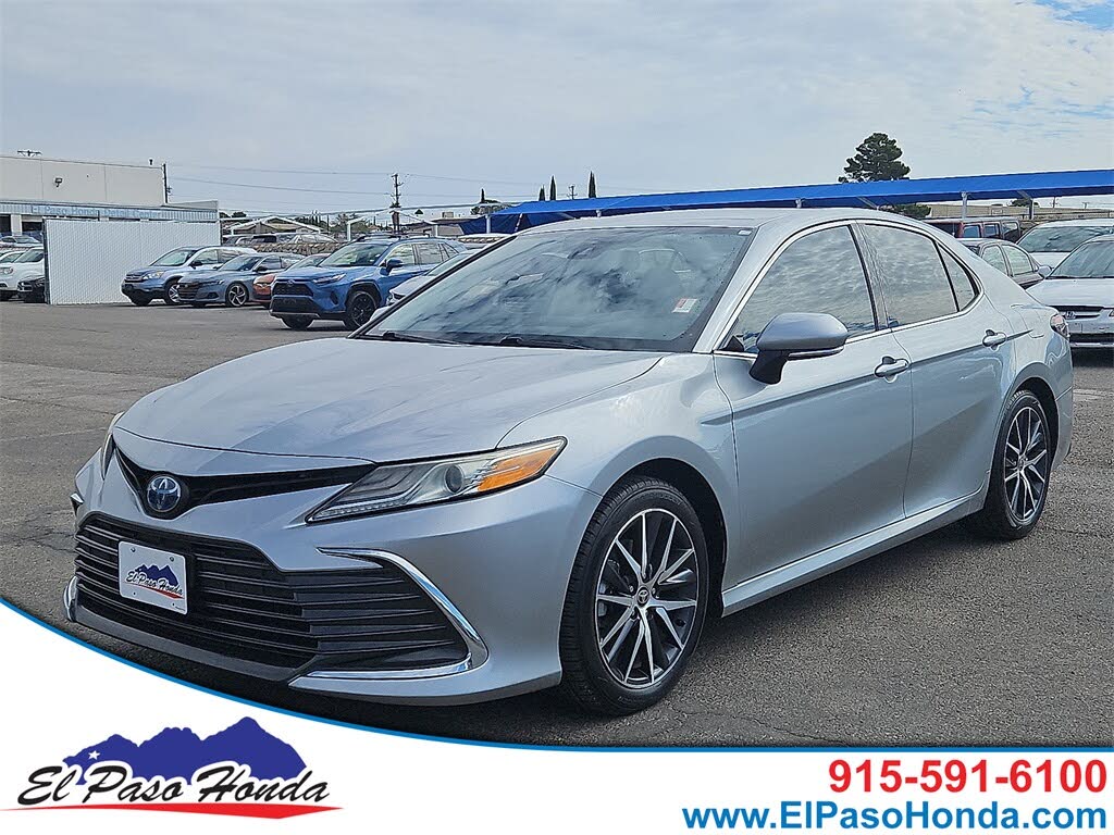 2022 Toyota Camry Hybrid XLE FWD