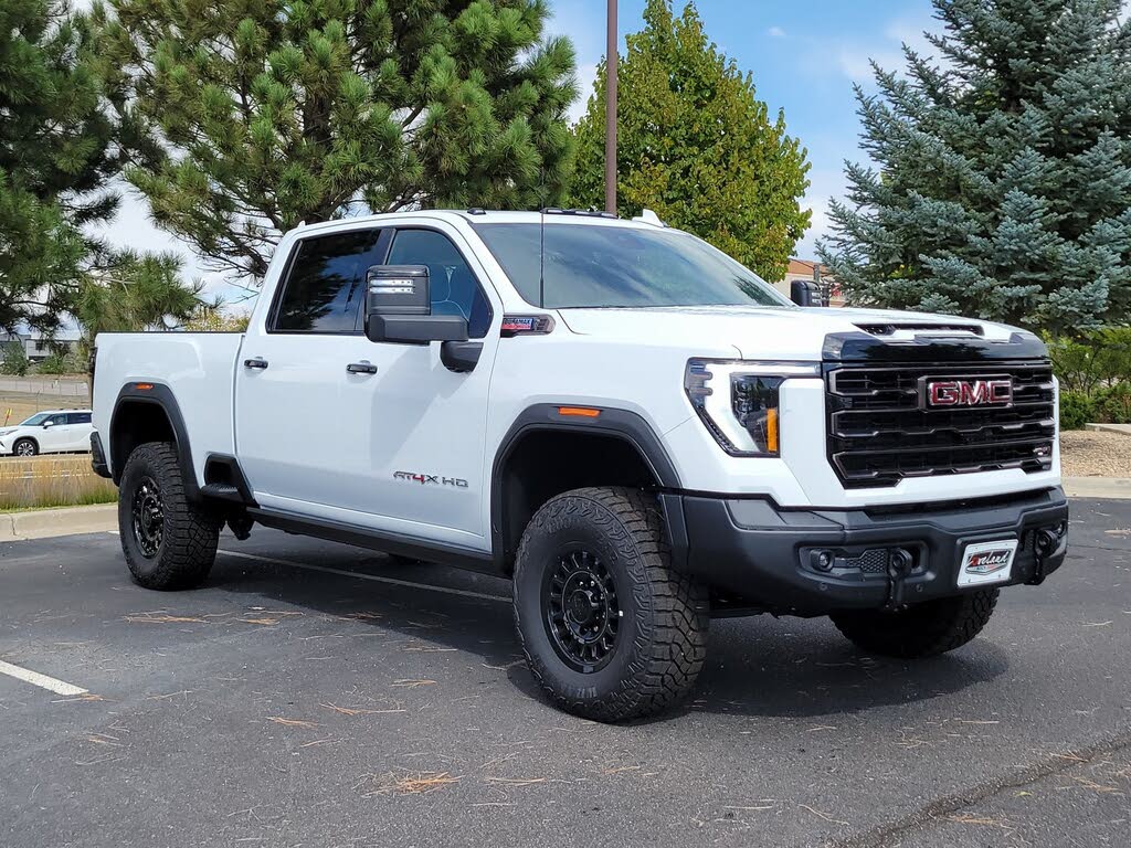 2025 GMC Sierra 2500HD AT4X Crew Cab 4WD