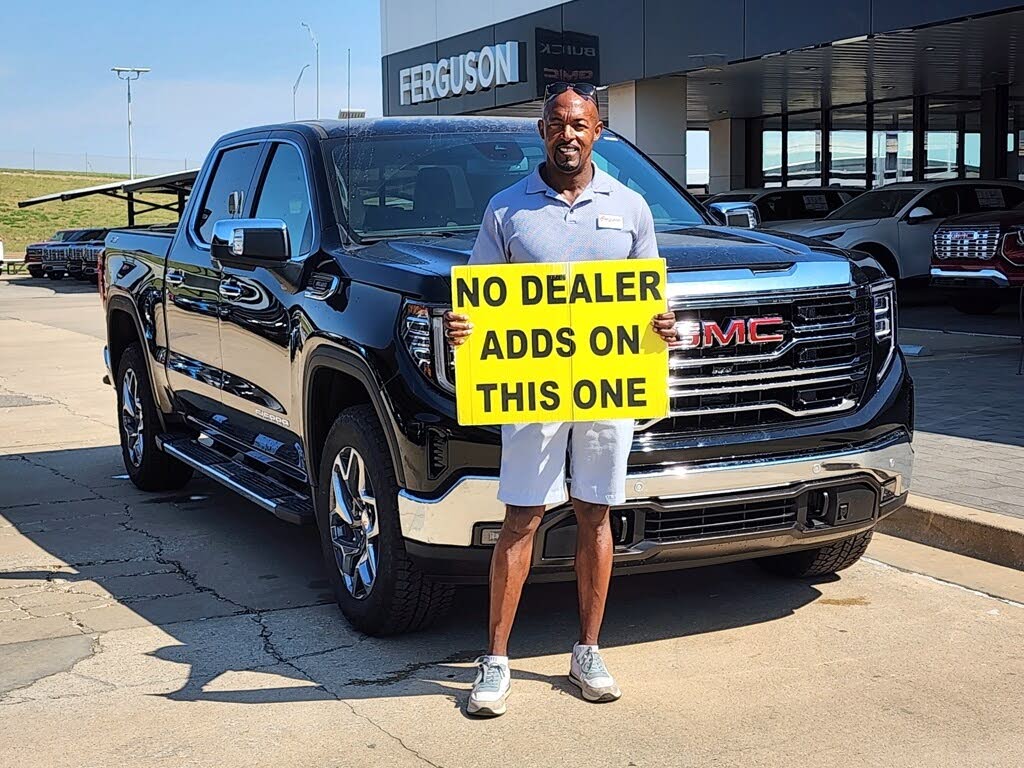 2026 GMC Sierra 1500 SLT Crew Cab 4WD