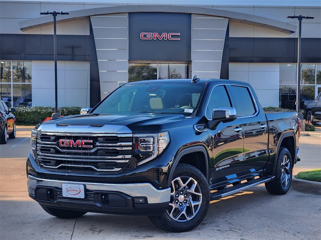 2026 GMC Sierra 1500 SLT Crew Cab 4WD