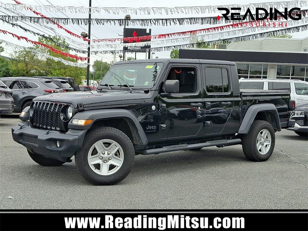 2020 Jeep Gladiator Sport Crew Cab 4WD