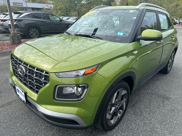 2022 Hyundai Venue SEL FWD