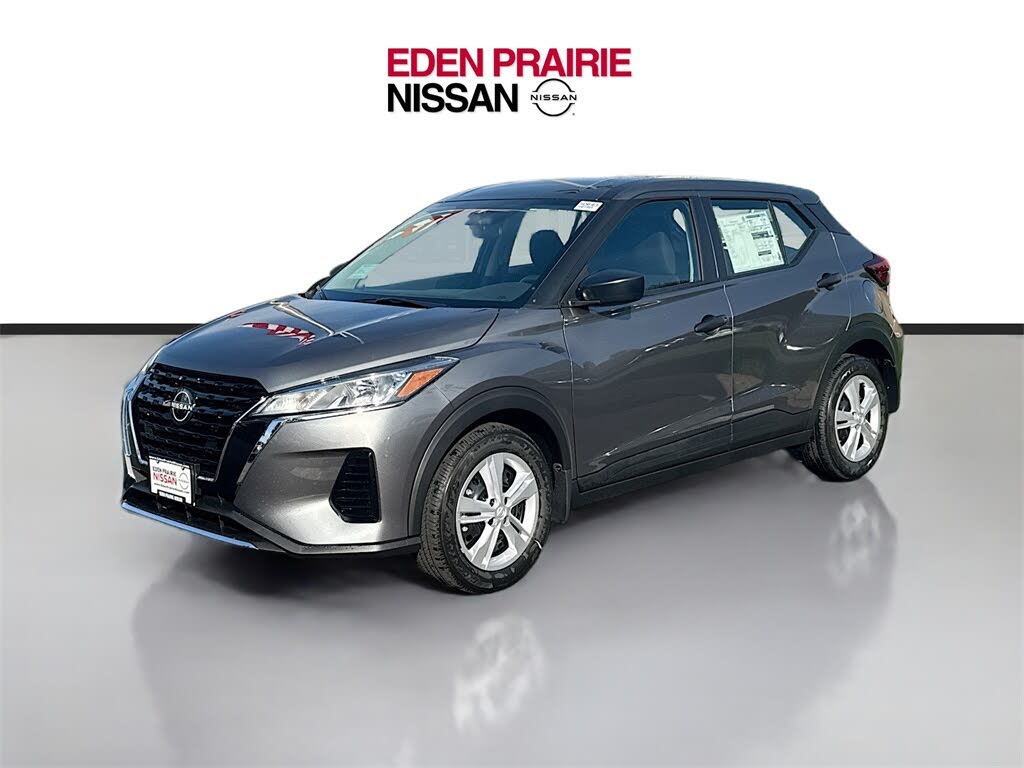 2025 Nissan Kicks Play S FWD