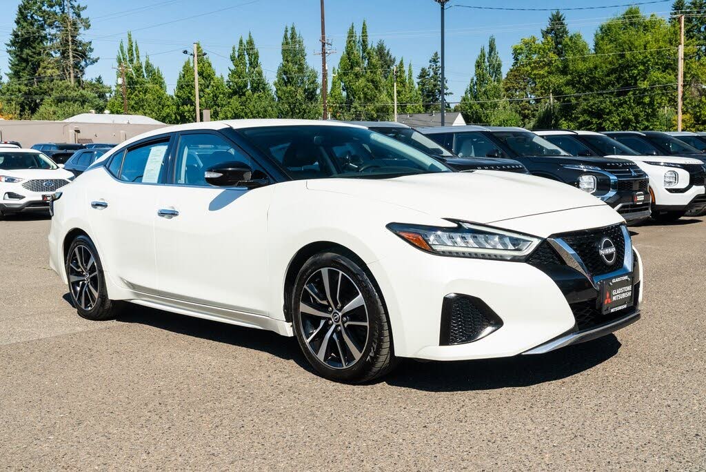 2023 Nissan Maxima SV FWD