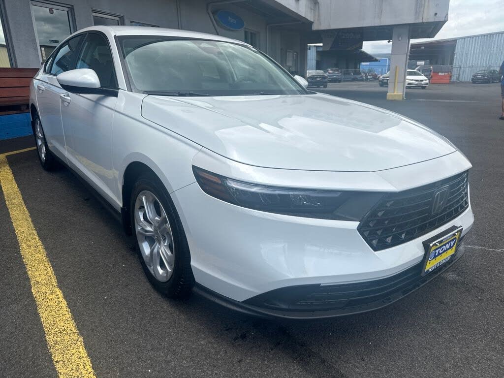 2025 Honda Accord LX FWD