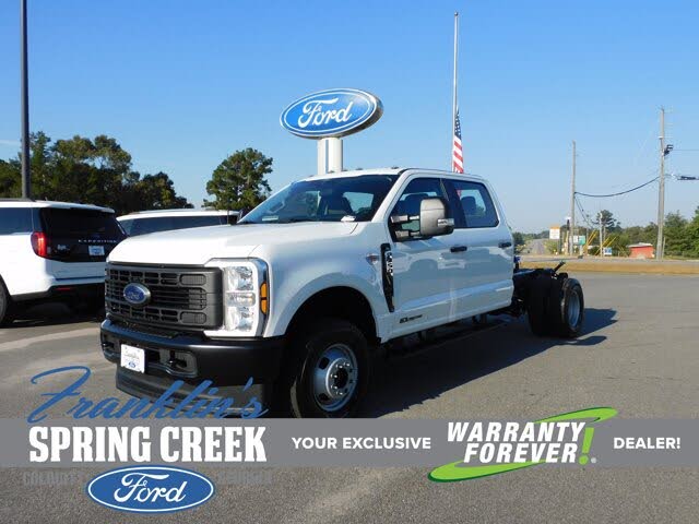 2026 Ford F-350 Super Duty Chassis XL Crew Cab DRW 4WD