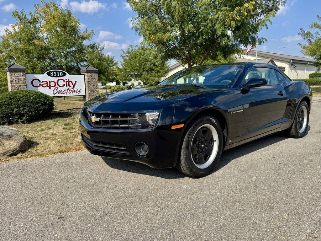 2010 Chevrolet Camaro LS Coupe RWD