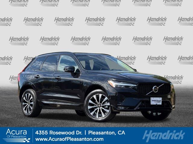 2025 Volvo XC60 B5 Plus Dark Theme AWD