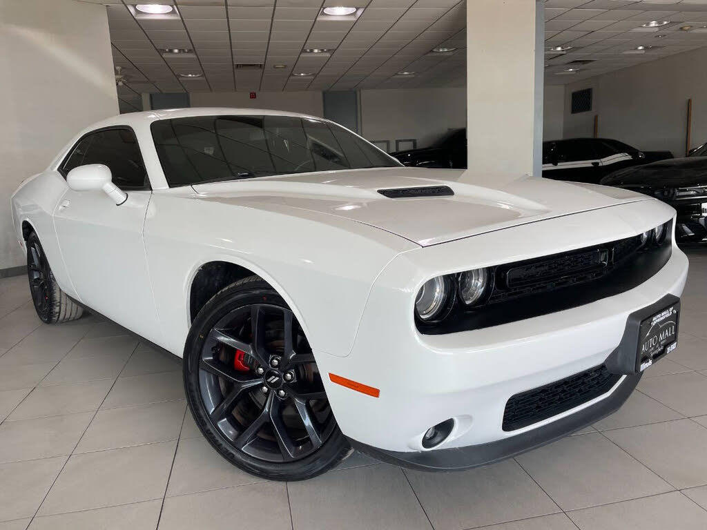 2019 Dodge Challenger SXT RWD