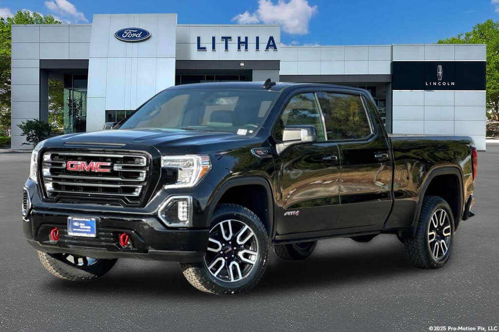 2021 GMC Sierra 1500 AT4 Crew Cab 4WD