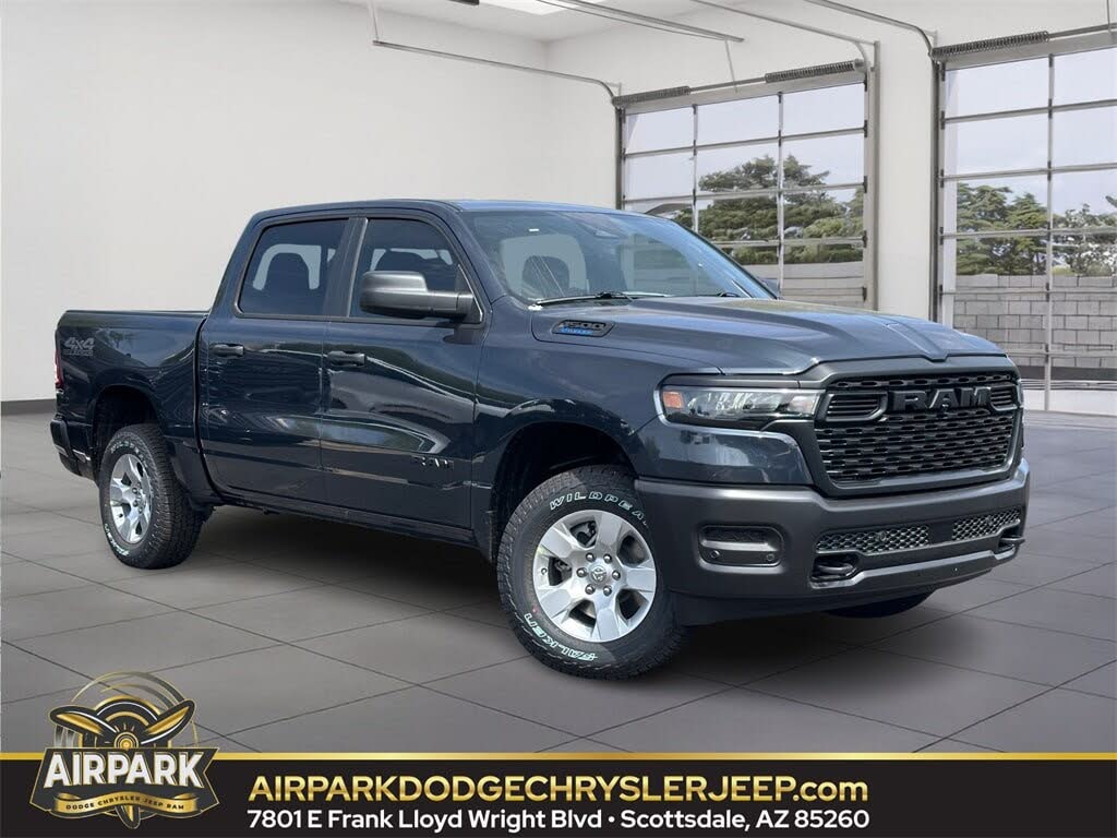 2025 RAM 1500 Tradesman Crew Cab 4WD
