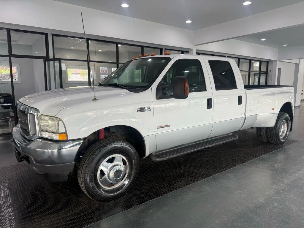 2002 Ford F-350 Super Duty XLT Crew Cab LB DRW 4WD