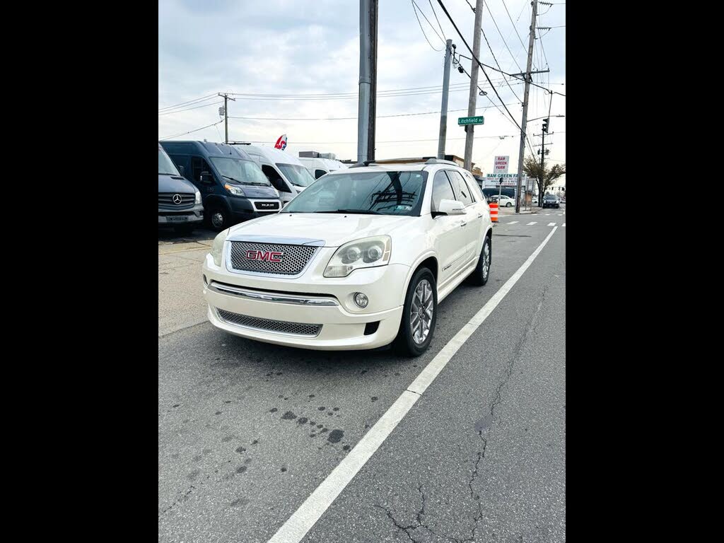 2011 GMC Acadia Denali FWD
