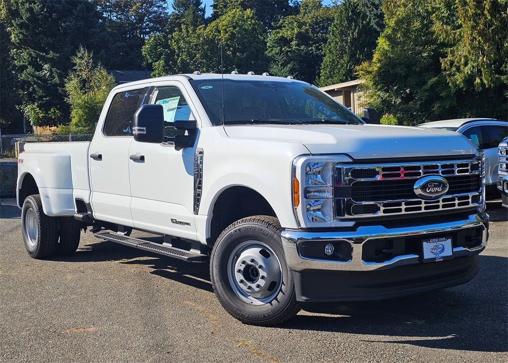 2025 Ford F-350 Super Duty XLT Crew Cab LB DRW 4WD