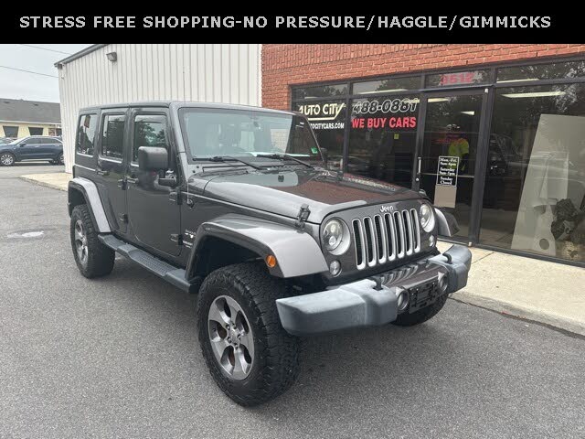 2016 Jeep Wrangler Unlimited Sahara 4WD