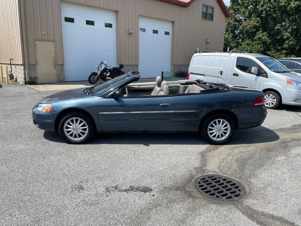 2002 Chrysler Sebring LXi Convertible FWD