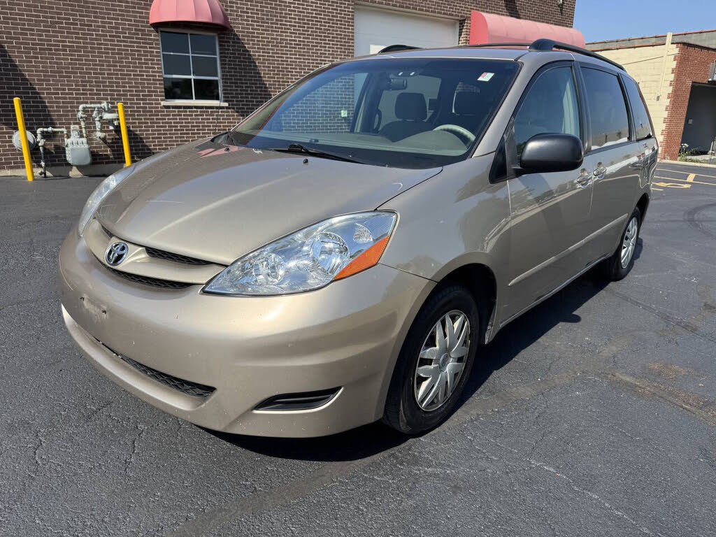 2006 Toyota Sienna LE 7-Passenger