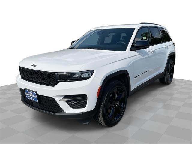 2023 Jeep Grand Cherokee Altitude 4WD