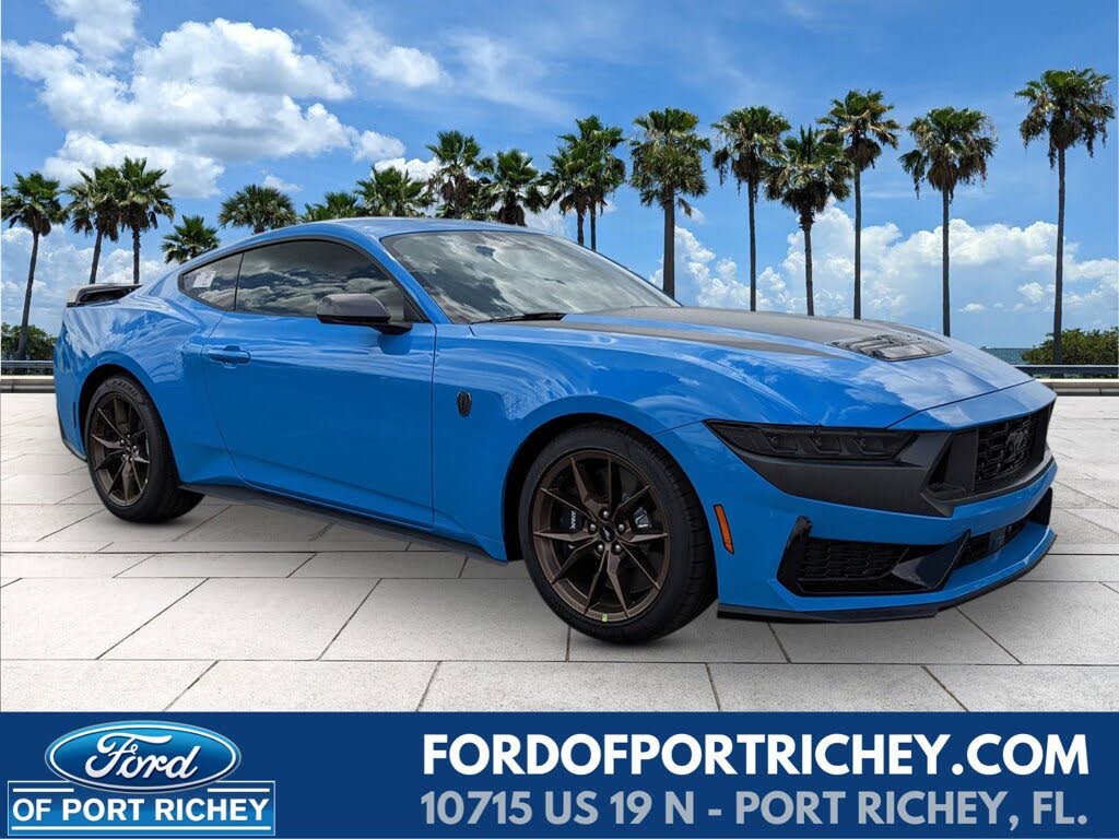 2025 Ford Mustang Dark Horse Fastback RWD