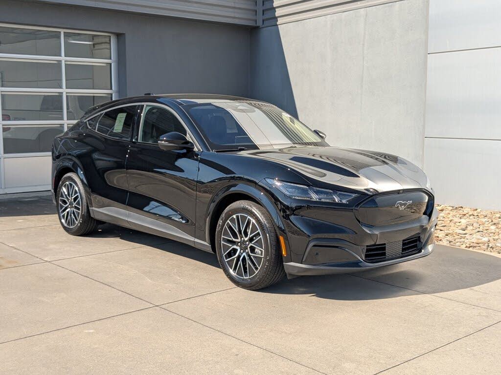 2025 Ford Mustang Mach-E Premium RWD