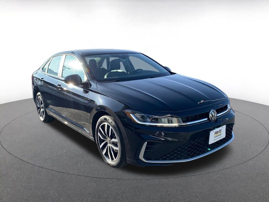 2025 Volkswagen Jetta SE FWD