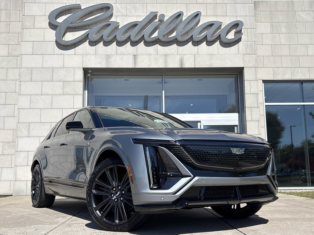 2026 Cadillac LYRIQ-V AWD