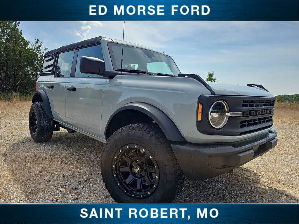 2023 Ford Bronco 4-Door 4WD