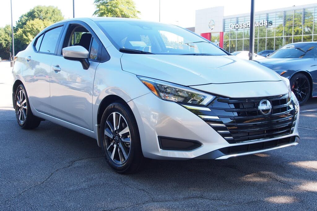 2025 Nissan Versa SV FWD