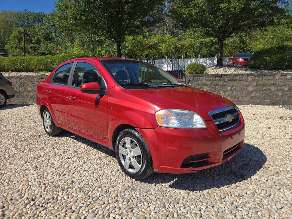 2010 Chevrolet Aveo LS Sedan FWD