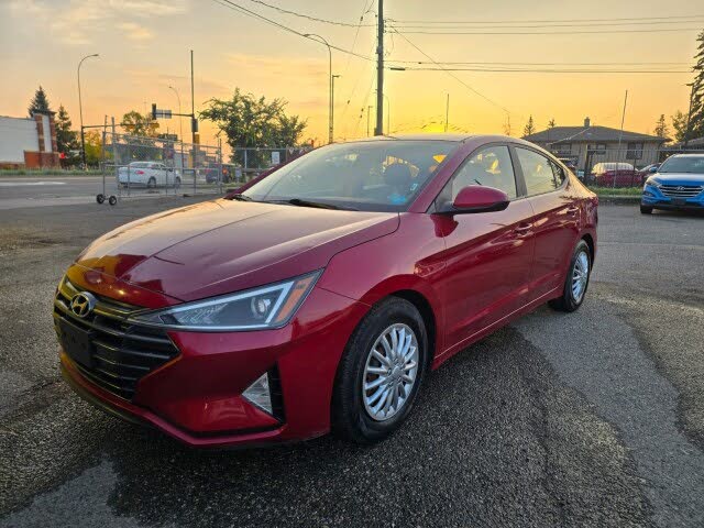 2019 Hyundai Elantra Essential FWD