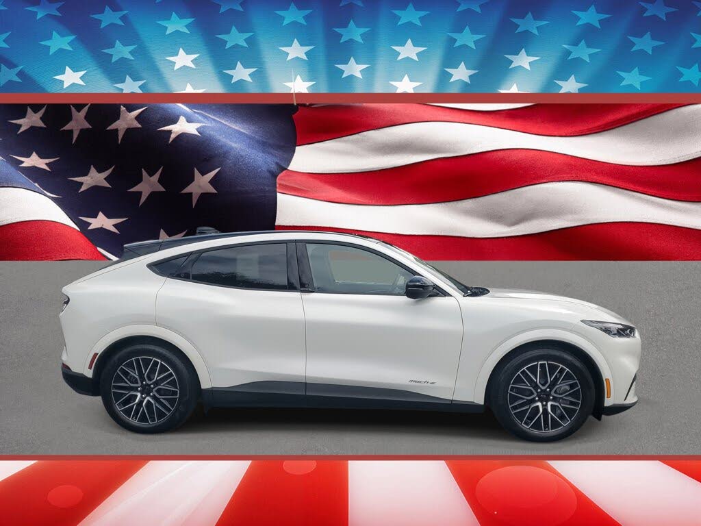 2025 Ford Mustang Mach-E Premium RWD