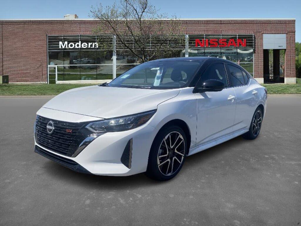 2025 Nissan Sentra SR FWD
