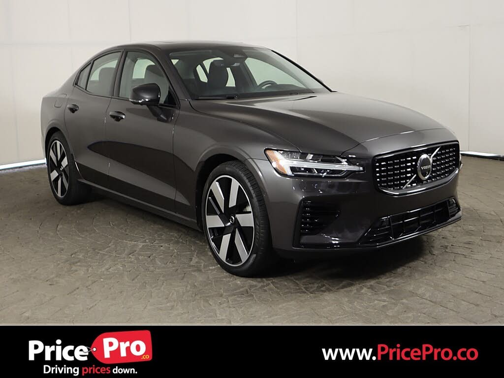 2025 Volvo S60 Recharge T8 Ultra eAWD