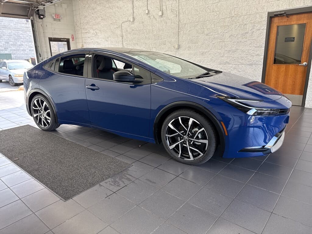 2026 Toyota Prius Plug-In Hybrid XSE Premium FWD