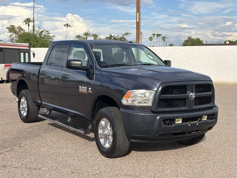 2015 RAM 2500 Tradesman Crew Cab 4WD