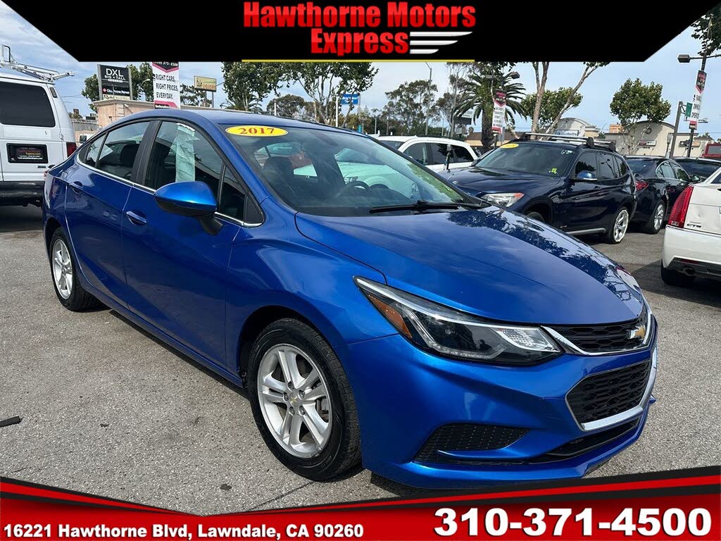 2017 Chevrolet Cruze LT Sedan FWD
