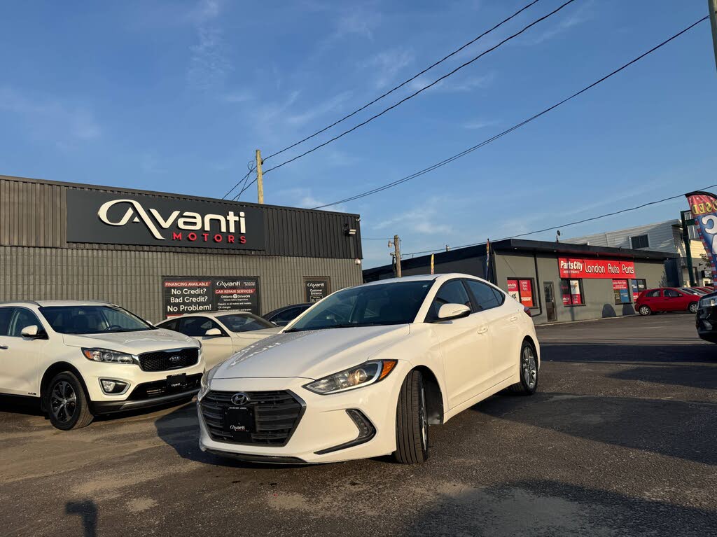 Hyundai Elantra Limited FWD 2018